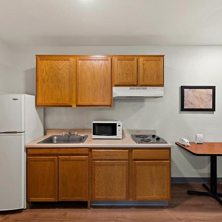 Woodspring Suites El Paso Exterior photo