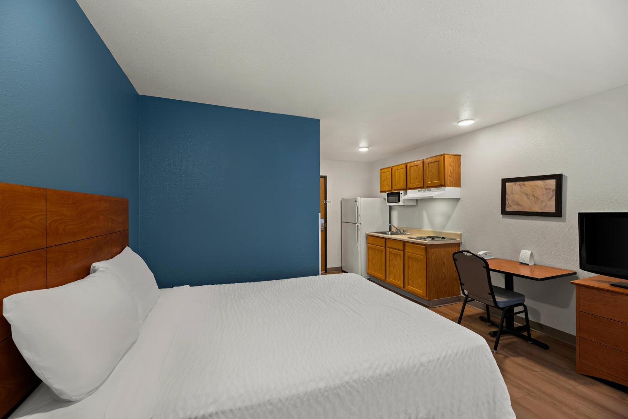 Woodspring Suites El Paso Exterior photo