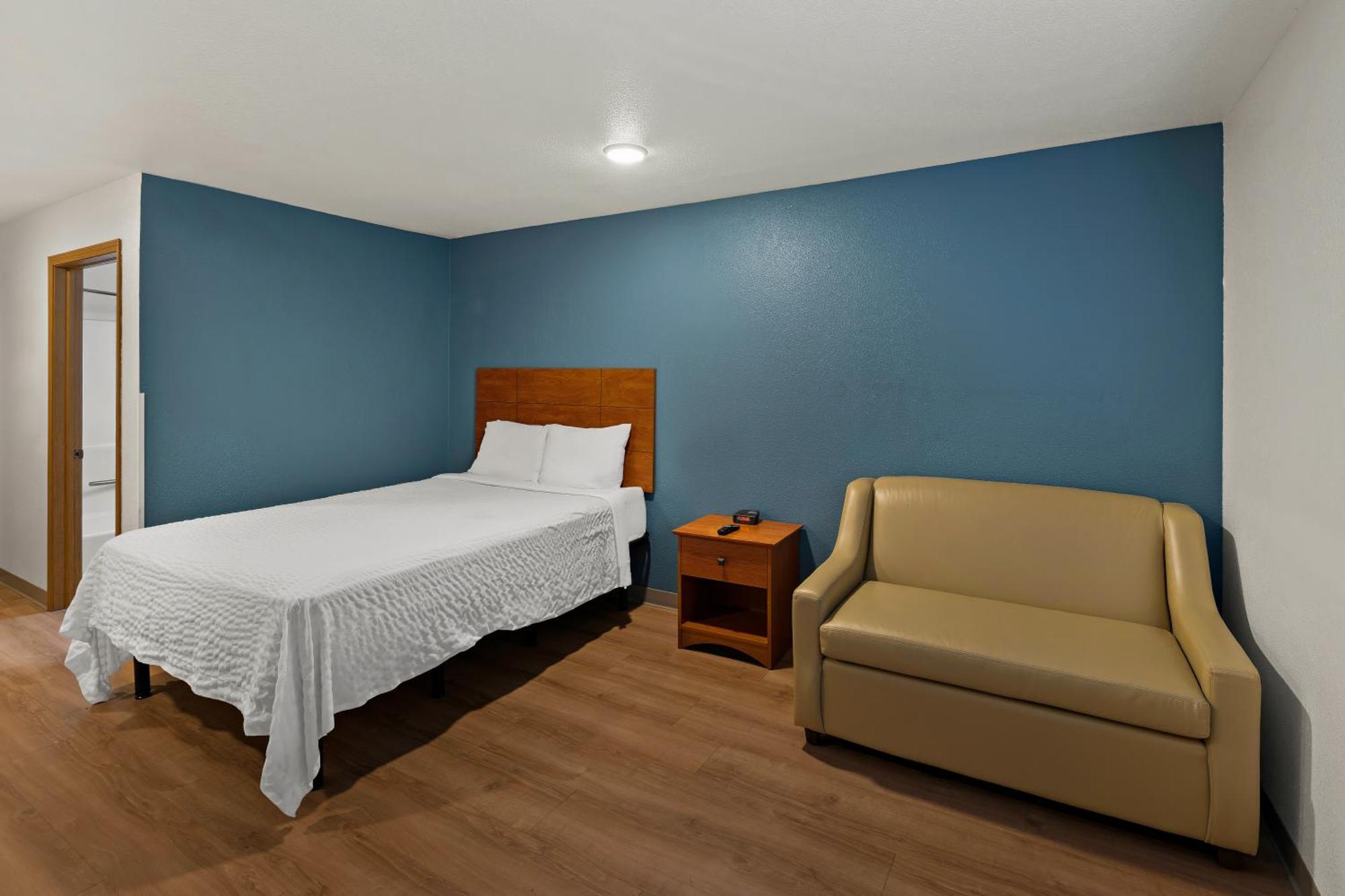 Woodspring Suites El Paso Exterior photo