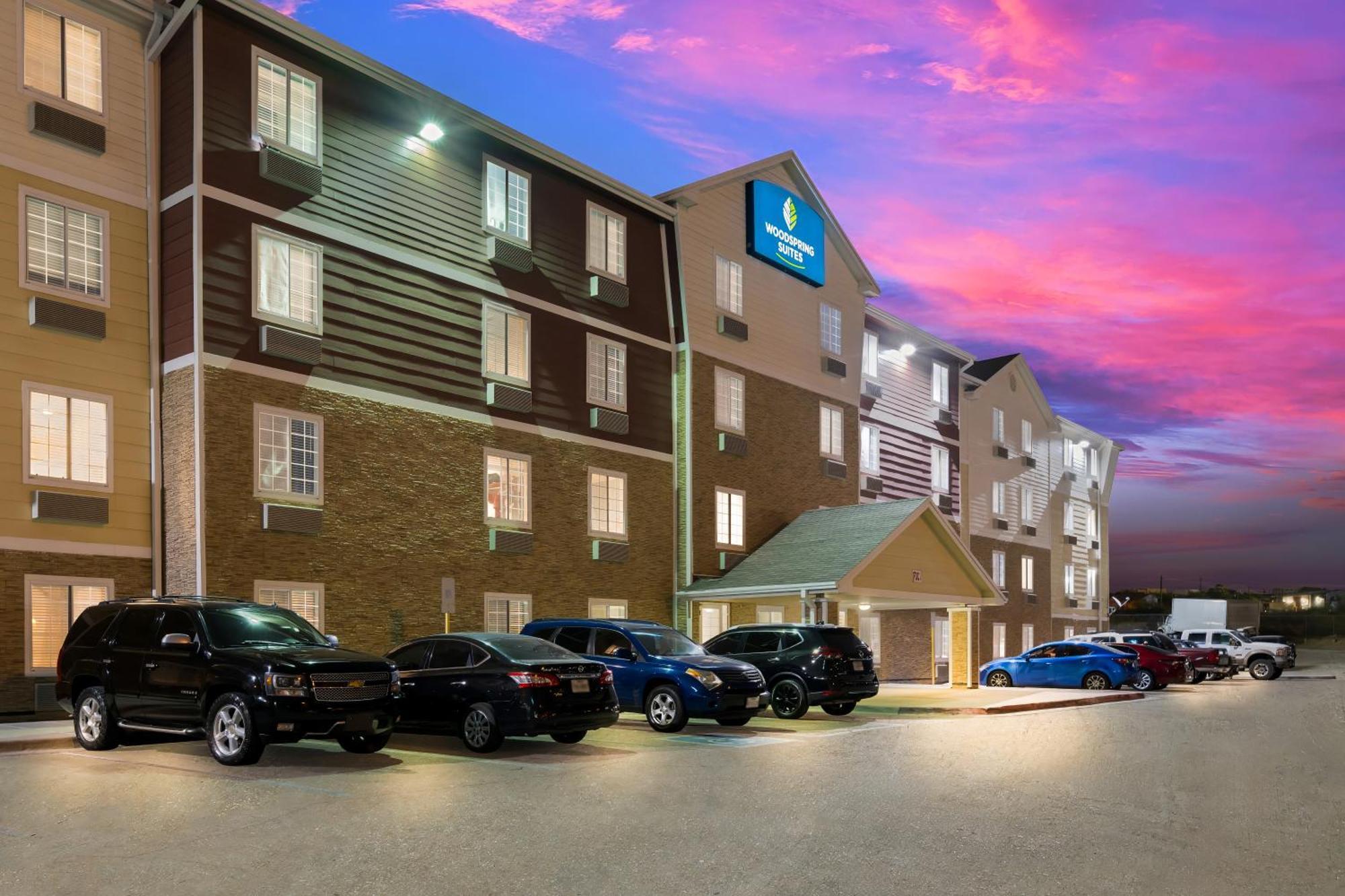 Woodspring Suites El Paso Exterior photo